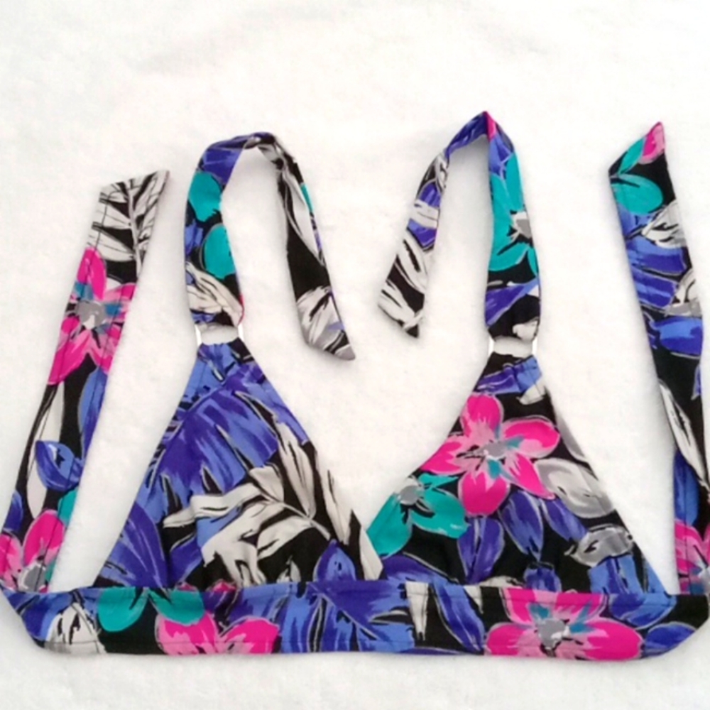 Womans Bikini top coloful floral 36D